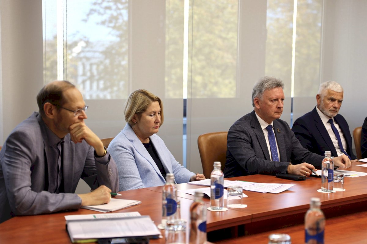 LSA ir Finansų ministerijos derybose – savivaldybių pozicija dėl galimybių investuoti
