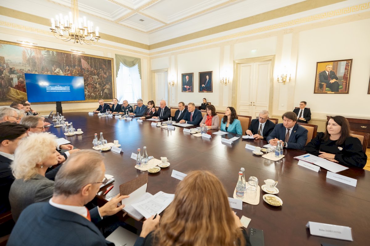 Prezidentūroje  –  apvalaus stalo diskusija dėl migracijos politikos