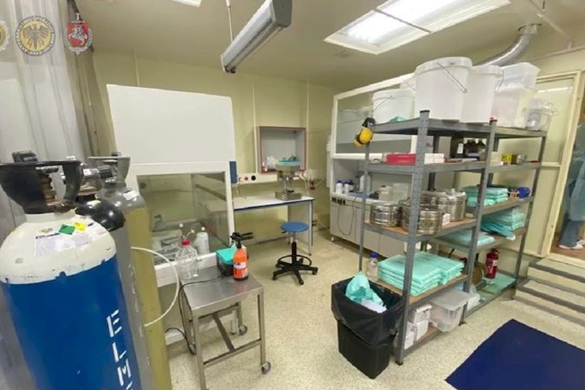 Byla, demaskavusi asmenis, organizavusius ir vykdžiusius psichotropinių medžiagų neteisėtą gamybą, perduota teismui (+video)